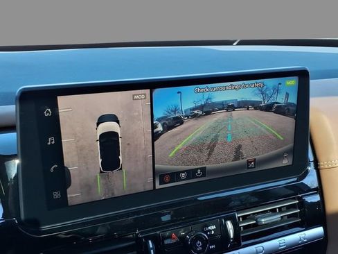 New 2026 Nissan Pathfinder Platinum image 25