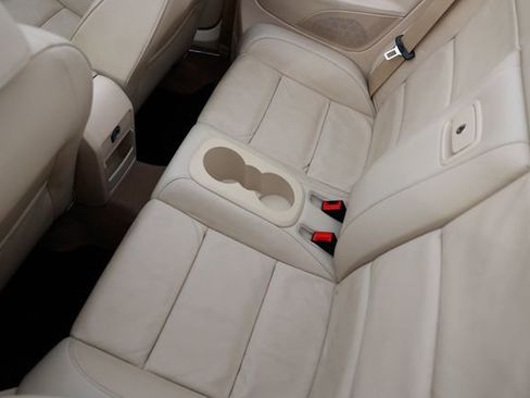 Used 2012 Volkswagen Eos Executive image 10