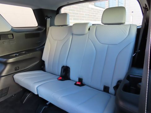 Used 2025 Hyundai Palisade SEL image 31