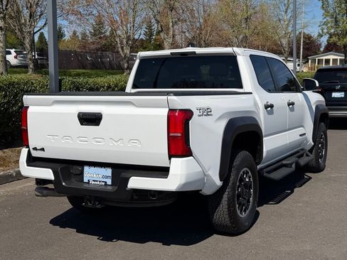 Used 2024 Toyota Tacoma TRD Off-Road AWD/4WD image 7