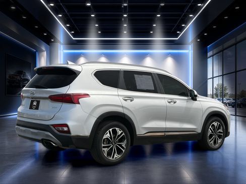 Used 2020 Hyundai Santa Fe Limited FWD image 4