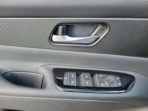 New 2025 Nissan Murano SV image 16