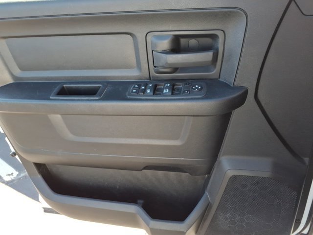 Used 2022 RAM 1500 Tradesman w/ Chrome Appearance Group RWD image 21