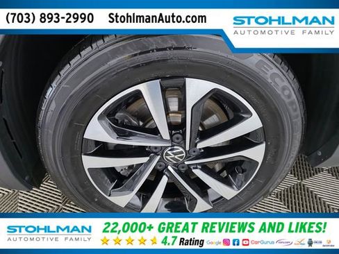 Used 2022 Volkswagen Tiguan S image 10