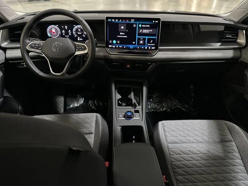 New 2026 Volkswagen Tiguan S FWD image 16