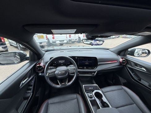 Used 2025 Chevrolet Equinox RS w/ Safety and Technology Package FWD image 32
