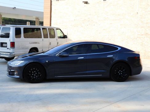 Used 2017 Tesla Model S 75D AWD/4WD image 24