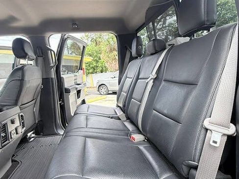Used 2018 Ford F150 XLT w/ Equipment Group 302A Luxury AWD/4WD image 11