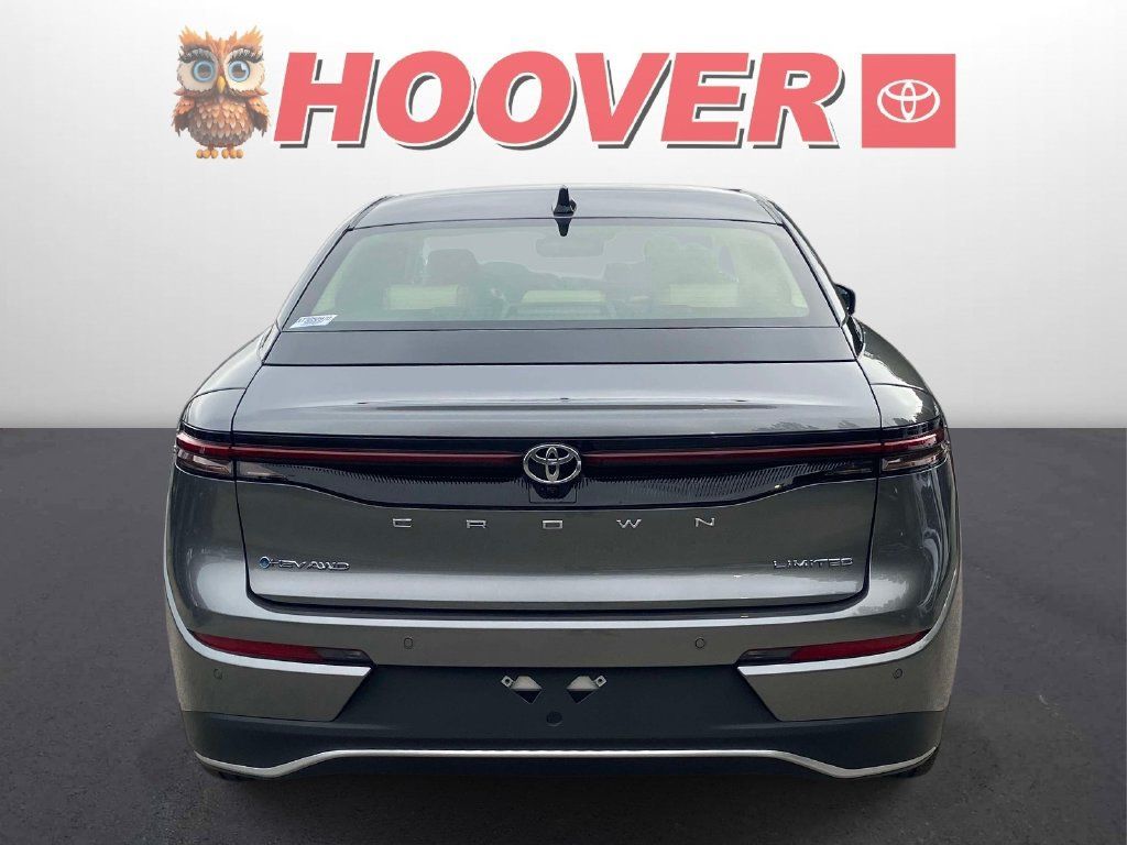 Used 2026 Toyota Crown w/ Advanced Technology Package AWD/4WD image 3