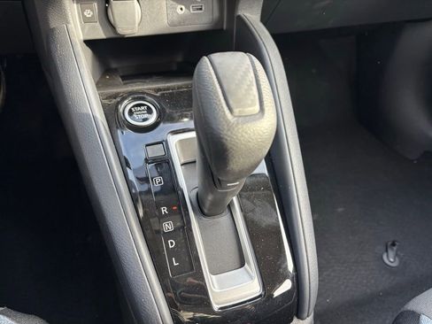 Used 2025 Nissan Versa SV w/ Trunk Package image 19