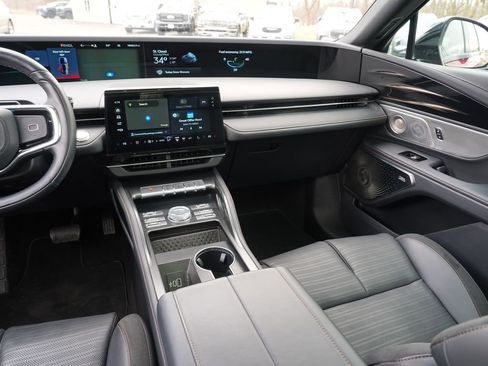 Used 2024 Lincoln Nautilus Reserve w/ Equipment Group 203A image 25