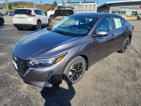New 2025 Nissan Sentra SV w/ All-Weather Package image 4