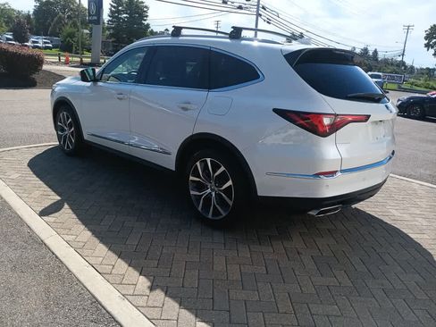 Used 2023 Acura MDX SH-AWD w/ Technology Package image 4