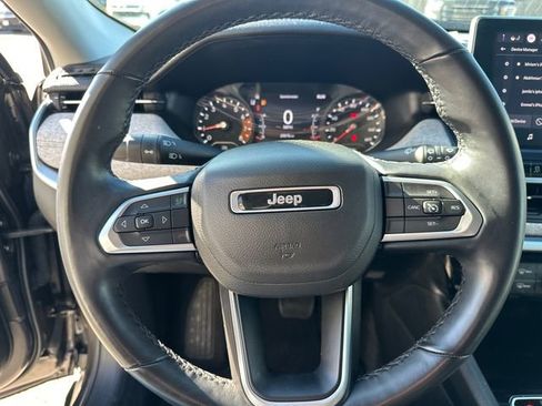 Used 2022 Jeep Compass Latitude AWD/4WD image 29