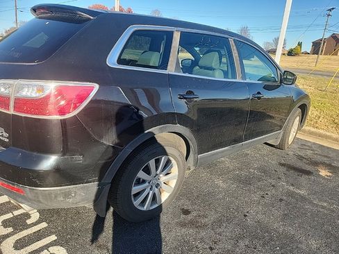 Used 2010 MAZDA CX-9 Touring image 3