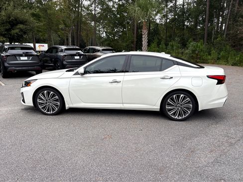 Used 2024 Nissan Altima 2.5 SL image 37