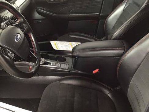 Used 2022 Ford Escape SEL w/ SEL Stealth AWD Package image 8