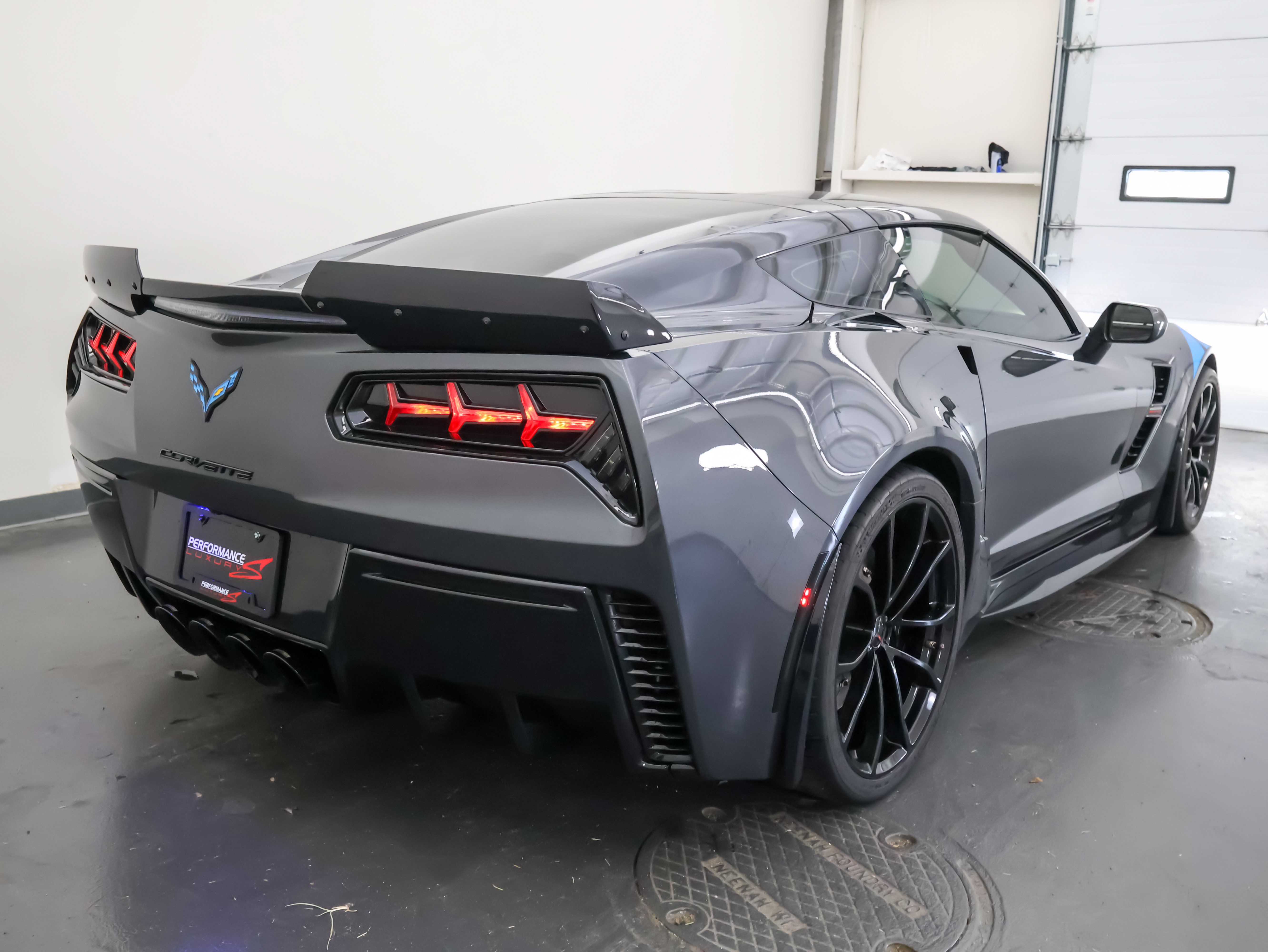 Used 2017 Chevrolet Corvette Grand Sport RWD image 3