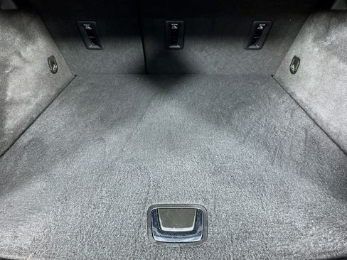 Used 2022 Cadillac XT4 Premium Luxury w/ Enhanced Visibility Package image 34