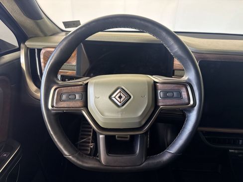 Used 2022 Rivian R1T Adventure AWD/4WD image 16