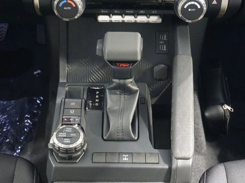 New 2025 Toyota Tacoma TRD Off-Road image 33