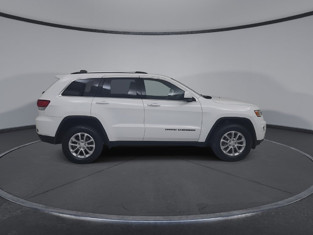 Certified 2021 Jeep Grand Cherokee Laredo AWD/4WD image 18