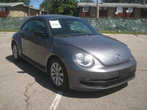 Used 2014 Volkswagen Beetle 1.8T image 3