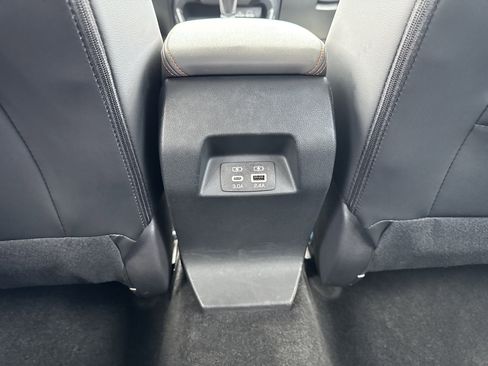 Used 2025 Subaru Crosstrek 2.5i Limited AWD/4WD image 24