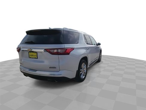 Used 2020 Chevrolet Traverse High Country FWD image 6