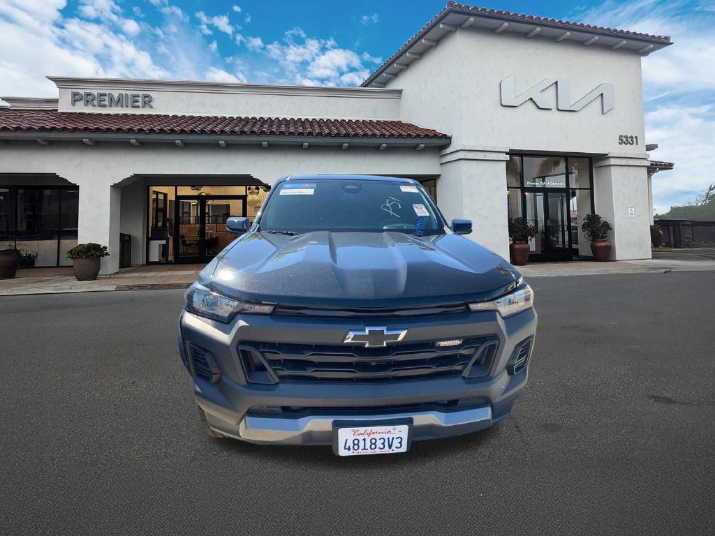 Used 2023 Chevrolet Colorado Trail Boss w/ Technology Package AWD/4WD image 3