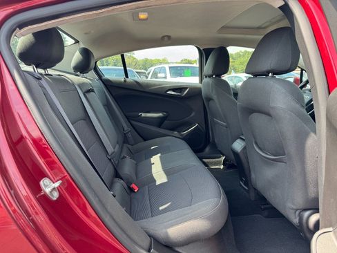 Used 2017 Chevrolet Cruze LT w/ LT True North Edition FWD image 17