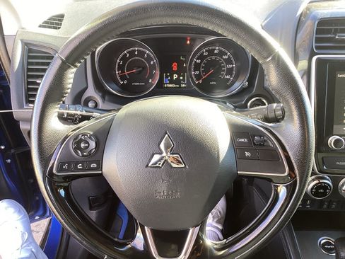 Used 2020 Mitsubishi Outlander Sport ES image 11