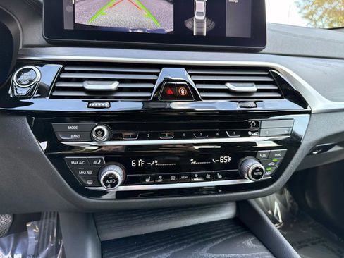 Certified 2023 BMW 530i 530i w/ Convenience Package image 25