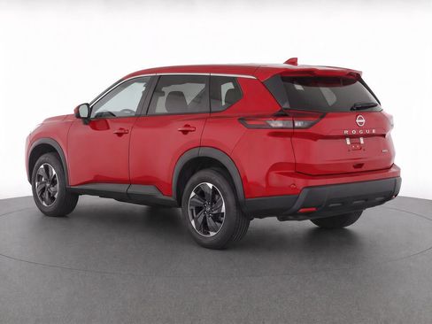 Used 2025 Nissan Rogue SV AWD/4WD image 3