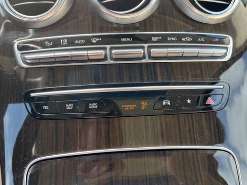 Certified 2022 Mercedes-Benz GLC 300 image 30