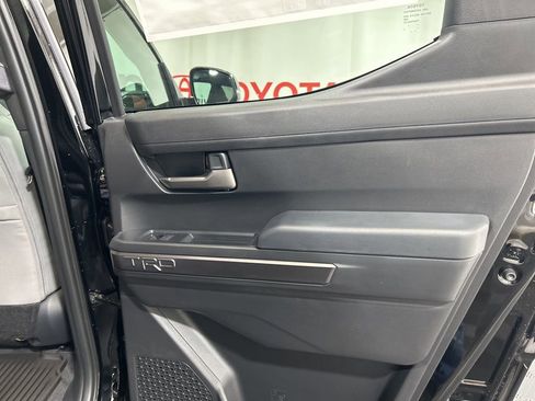 New 2025 Toyota Tacoma TRD Off-Road AWD/4WD image 13