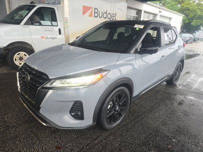 Used 2021 Nissan Kicks SR