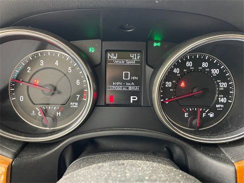 Used 2012 Jeep Grand Cherokee Overland w/ Mopar Chrome Edition Group image 5