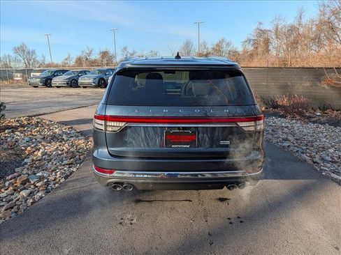 Certified 2023 Lincoln Aviator Reserve w/ Equipment Group 201A image 4