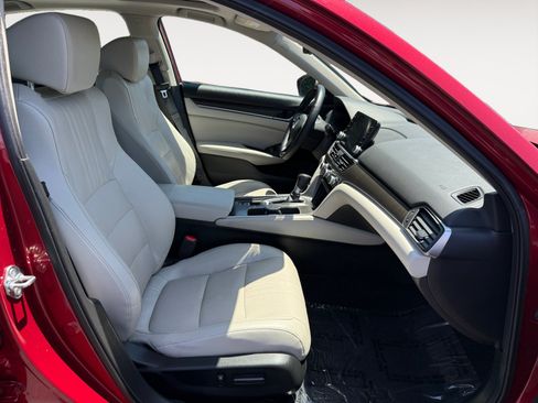 Used 2018 Honda Accord EX-L image 19