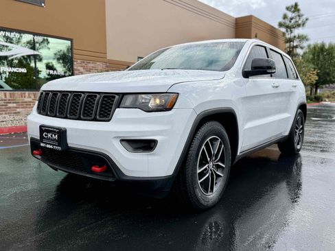 Used 2018 Jeep Grand Cherokee Trailhawk image 18