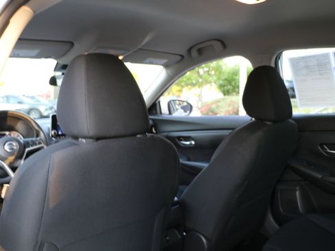 Used 2023 Nissan Sentra SV w/ All-Weather Package FWD image 11