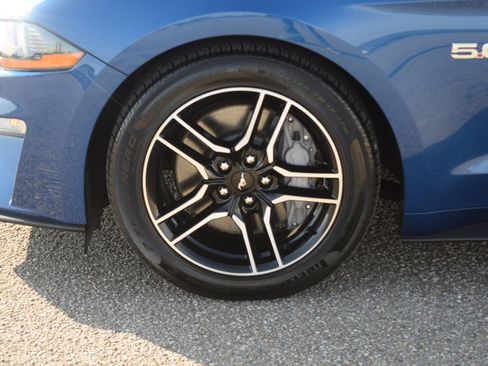 Used 2022 Ford Mustang GT Premium w/ Equipment Group 401A RWD image 26