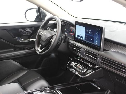 New 2026 Lincoln Corsair Premiere image 29