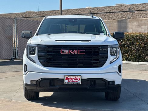 New 2026 GMC Sierra 1500 Elevation AWD/4WD image 9