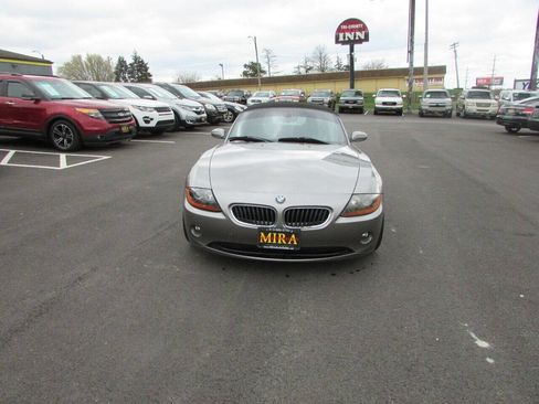 Used 2003 BMW Z4 2.5i image 6
