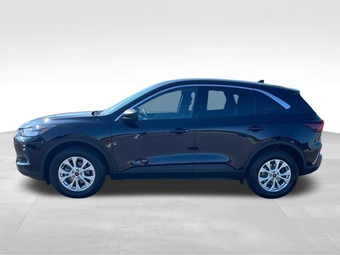 Used 2023 Ford Escape Active AWD/4WD image 2