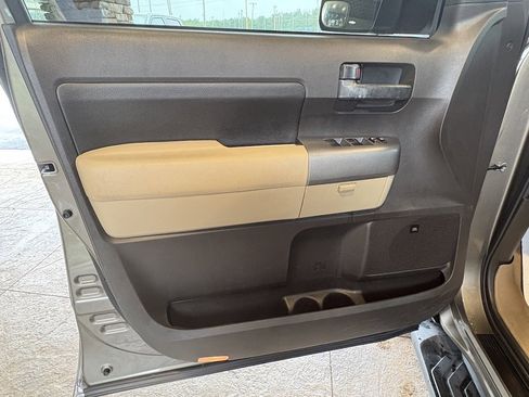Used 2010 Toyota Tundra 2WD CrewMax image 19