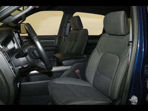 Used 2019 RAM 1500 Big Horn AWD/4WD image 24