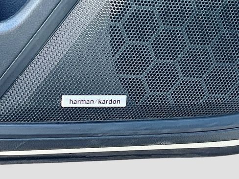 Used 2025 Subaru Legacy Limited AWD/4WD image 19